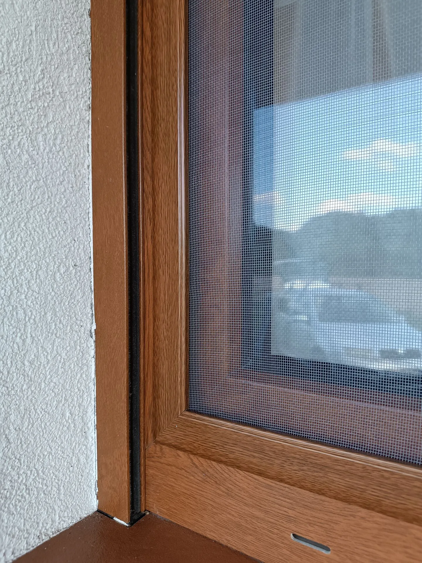 Moskitiery okienne do okien PCV Kraków